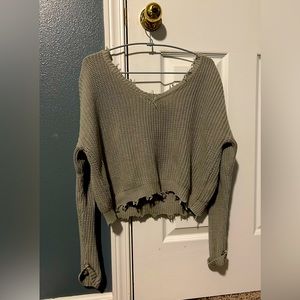Gray/green sweater